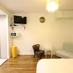 Paris Luxury Studio